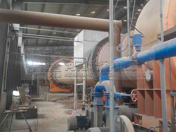 石灰回轉(zhuǎn)窯設備冒黑煙的原因